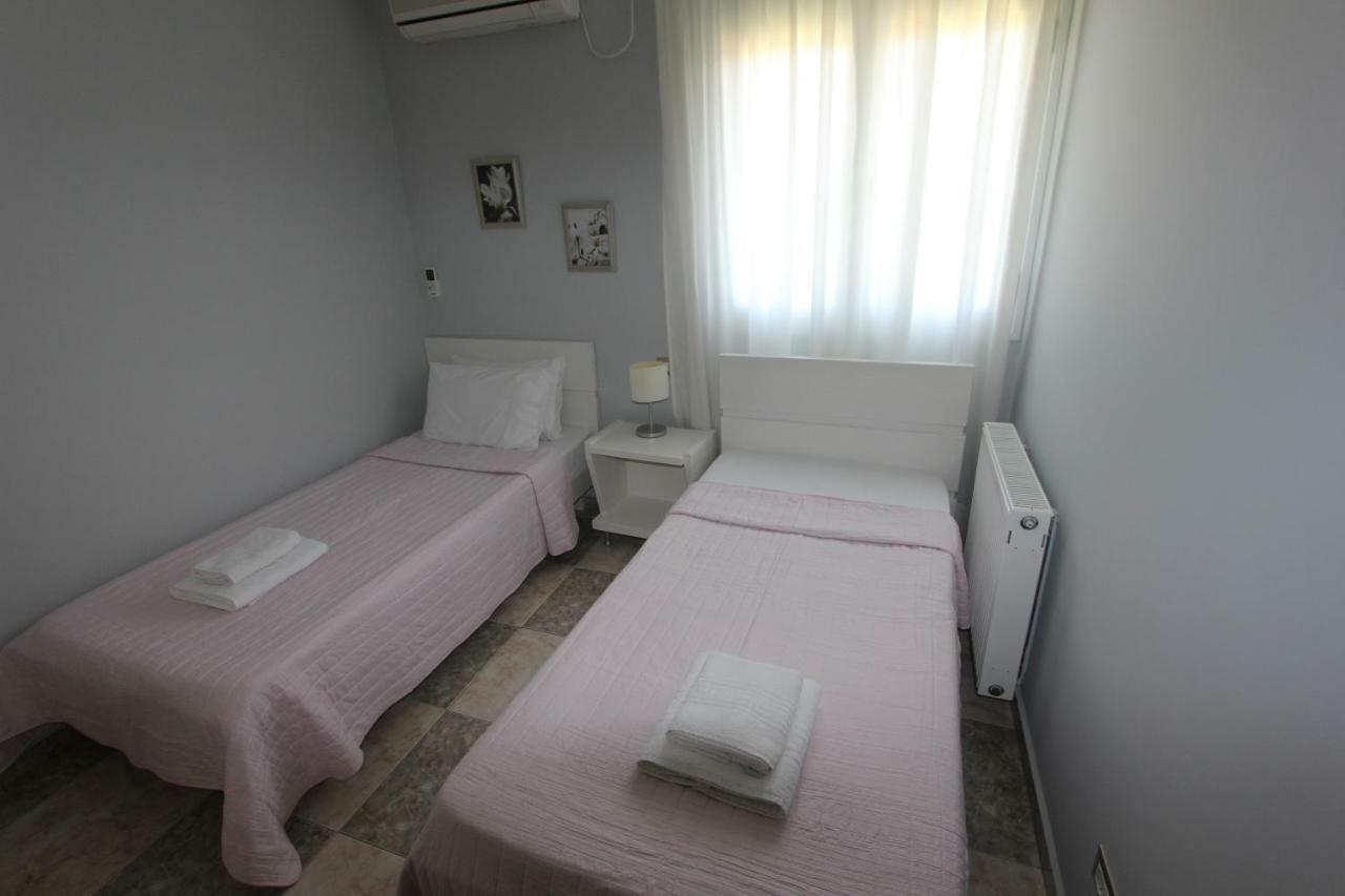 Tosis Apartments Svoronata Exterior photo