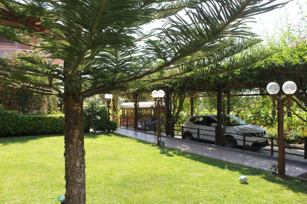 Tosis Apartments Svoronata Exterior photo