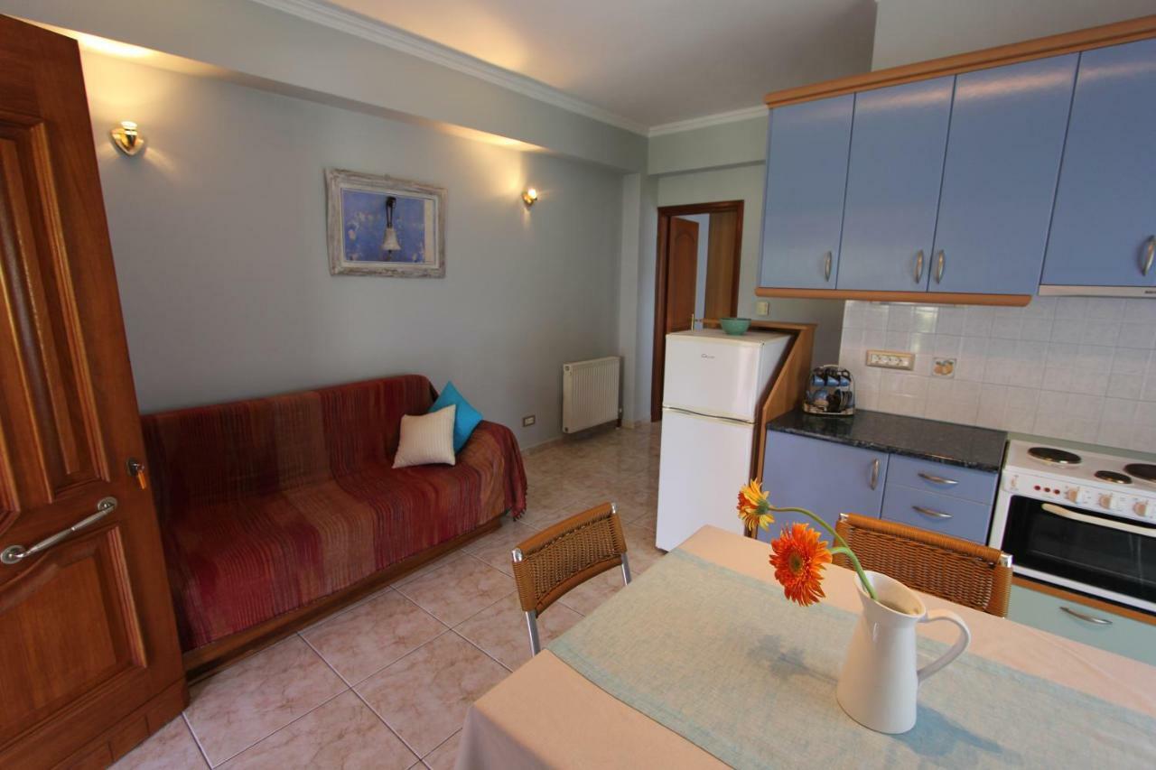 Tosis Apartments Svoronata Exterior photo
